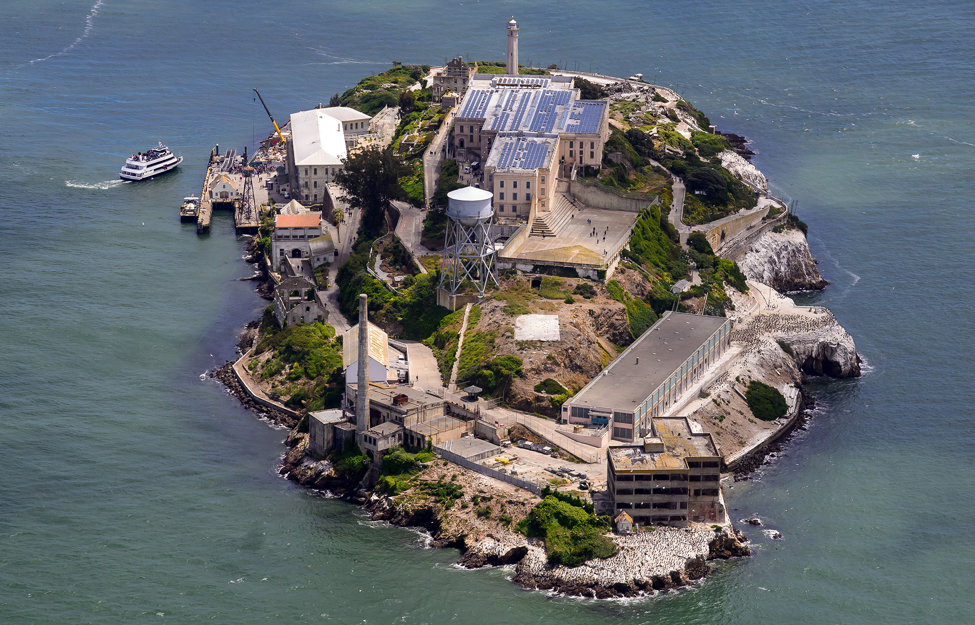 From 'the man's a moron' to 'the idea seems good' — Alcatraz tourists divided over Trump's plan